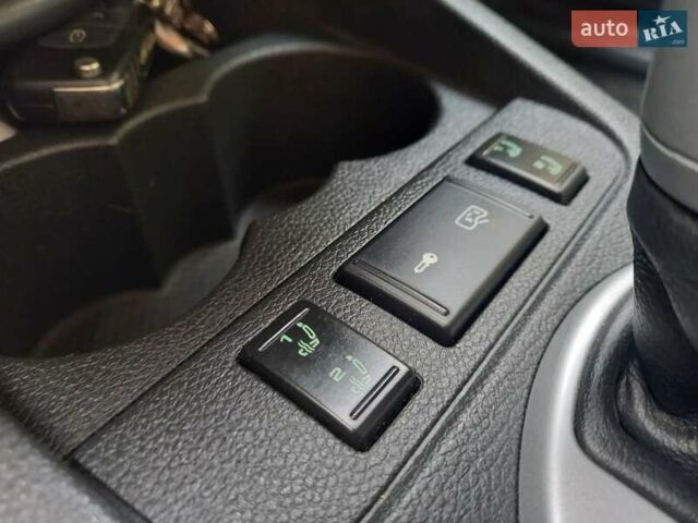 Черный Шкода Фабия, объемом двигателя 1.6 л и пробегом 210 тыс. км за 6500 $, фото 24 на Automoto.ua