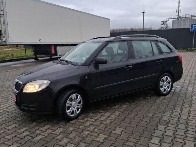 Чорний Шкода Фабія, об'ємом двигуна 1.4 л та пробігом 227 тис. км за 5250 $, фото 1 на Automoto.ua