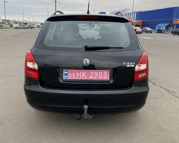 Чорний Шкода Фабія, об'ємом двигуна 1.4 л та пробігом 215 тис. км за 4950 $, фото 3 на Automoto.ua