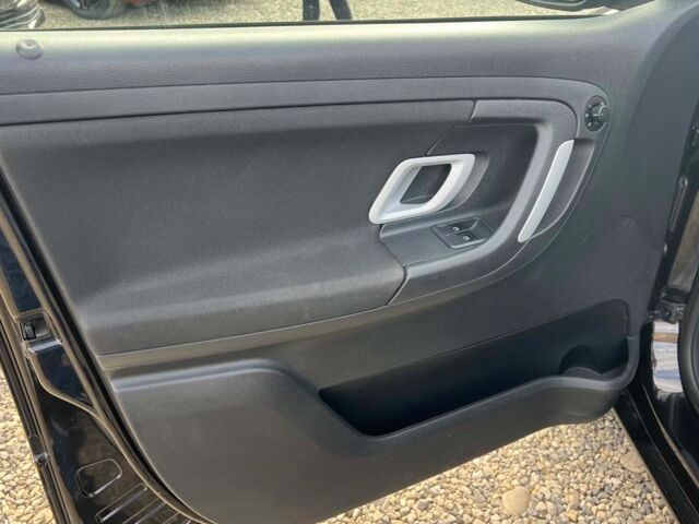 Чорний Шкода Фабія, об'ємом двигуна 1.4 л та пробігом 198 тис. км за 6300 $, фото 11 на Automoto.ua