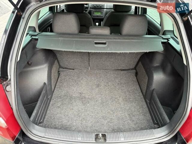 Чорний Шкода Фабія, об'ємом двигуна 1.39 л та пробігом 195 тис. км за 5450 $, фото 44 на Automoto.ua