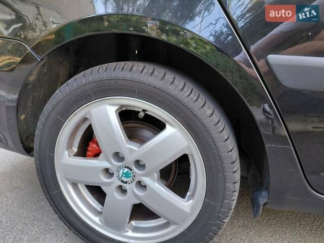 Черный Шкода Фабия, объемом двигателя 1.4 л и пробегом 233 тыс. км за 5300 $, фото 27 на Automoto.ua