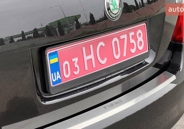 Чорний Шкода Фабія, об'ємом двигуна 1.4 л та пробігом 195 тис. км за 5850 $, фото 45 на Automoto.ua