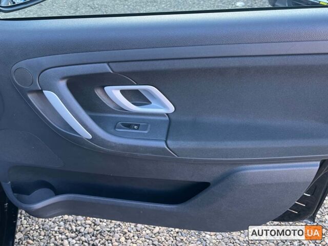 Черный Шкода Фабия, объемом двигателя 1.4 л и пробегом 190 тыс. км за 5400 $, фото 17 на Automoto.ua