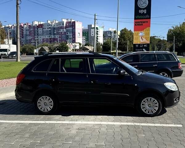 Черный Шкода Фабия, объемом двигателя 1.39 л и пробегом 287 тыс. км за 5000 $, фото 10 на Automoto.ua