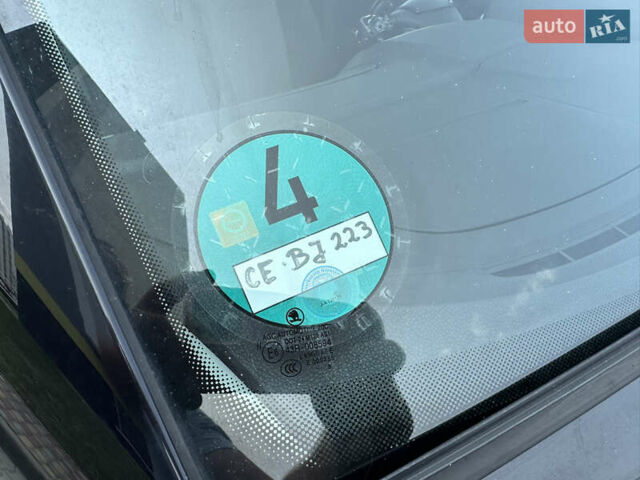 Черный Шкода Фабия, объемом двигателя 1.6 л и пробегом 230 тыс. км за 5999 $, фото 23 на Automoto.ua