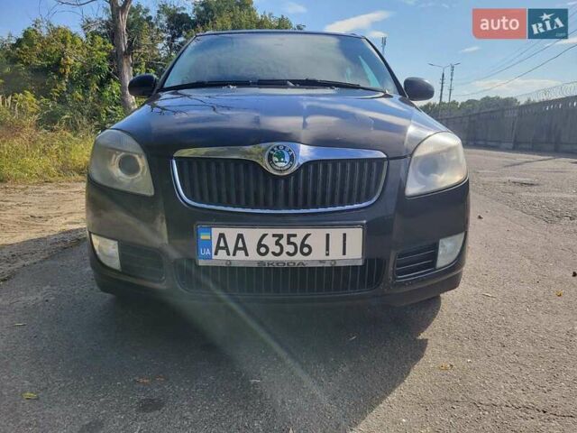 Чорний Шкода Фабія, об'ємом двигуна 1.39 л та пробігом 260 тис. км за 5000 $, фото 14 на Automoto.ua