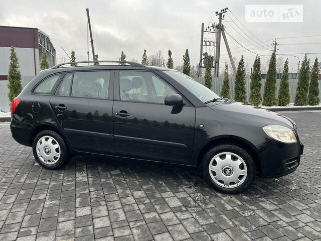 Чорний Шкода Фабія, об'ємом двигуна 1.4 л та пробігом 212 тис. км за 4699 $, фото 8 на Automoto.ua
