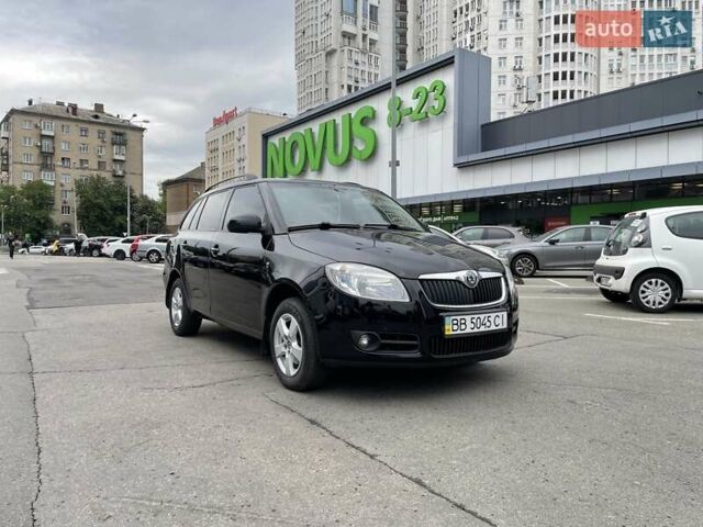 Чорний Шкода Фабія, об'ємом двигуна 1.6 л та пробігом 175 тис. км за 5400 $, фото 2 на Automoto.ua