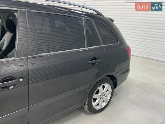 Чорний Шкода Фабія, об'ємом двигуна 1.6 л та пробігом 260 тис. км за 5950 $, фото 25 на Automoto.ua