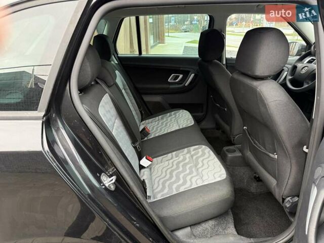 Чорний Шкода Фабія, об'ємом двигуна 1.39 л та пробігом 195 тис. км за 5450 $, фото 41 на Automoto.ua