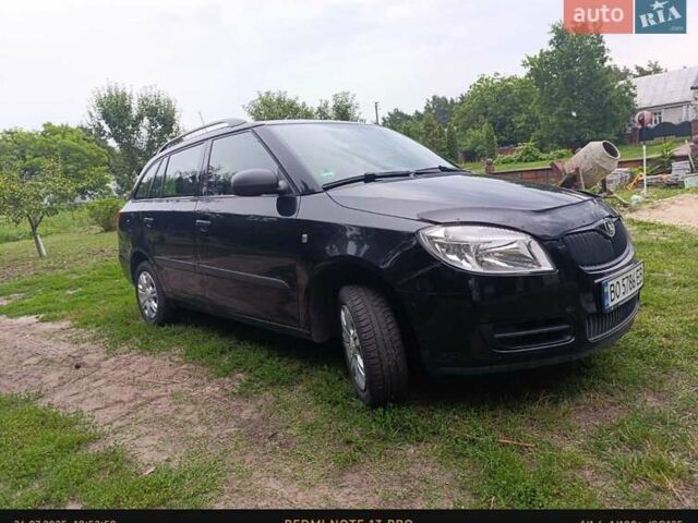 Черный Шкода Фабия, объемом двигателя 1.2 л и пробегом 225 тыс. км за 5300 $, фото 2 на Automoto.ua