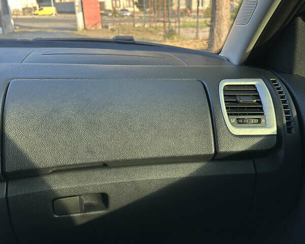 Чорний Шкода Фабія, об'ємом двигуна 1.2 л та пробігом 237 тис. км за 5200 $, фото 24 на Automoto.ua