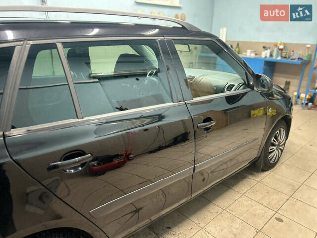 Черный Шкода Фабия, объемом двигателя 1.42 л и пробегом 206 тыс. км за 3600 $, фото 12 на Automoto.ua