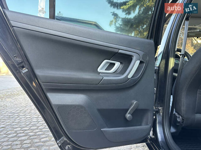 Чорний Шкода Фабія, об'ємом двигуна 1.2 л та пробігом 237 тис. км за 5200 $, фото 27 на Automoto.ua