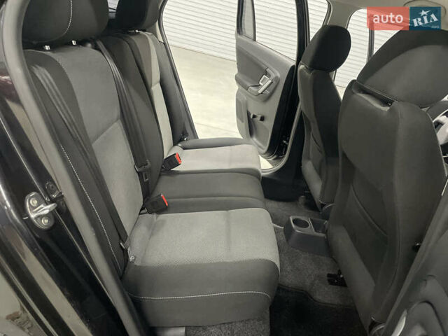 Чорний Шкода Фабія, об'ємом двигуна 1.6 л та пробігом 260 тис. км за 5950 $, фото 8 на Automoto.ua