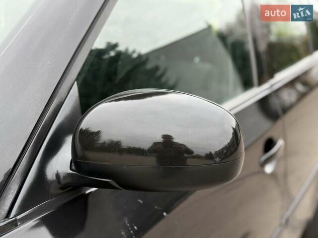 Черный Шкода Фабия, объемом двигателя 1.2 л и пробегом 225 тыс. км за 3250 $, фото 8 на Automoto.ua