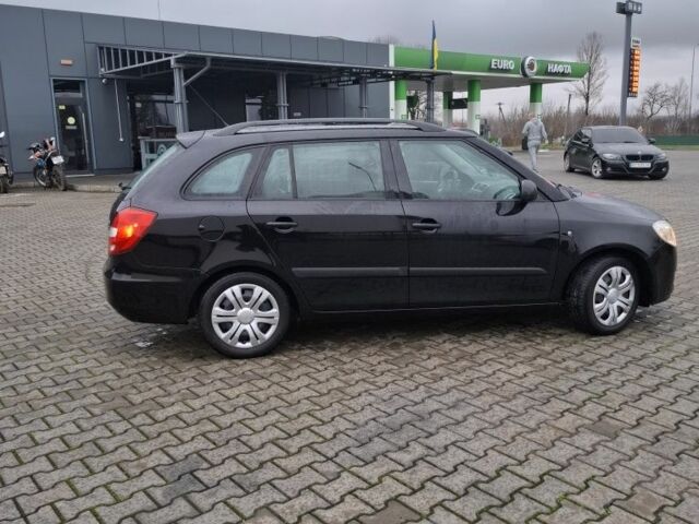 Чорний Шкода Фабія, об'ємом двигуна 1.4 л та пробігом 227 тис. км за 5250 $, фото 5 на Automoto.ua