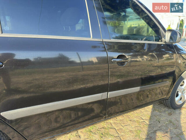 Чорний Шкода Фабія, об'ємом двигуна 1.2 л та пробігом 237 тис. км за 5200 $, фото 4 на Automoto.ua