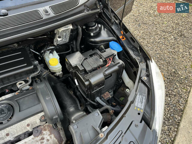 Шкода Фабия 2008 в Калуше на Automoto.ua Черный Шкода Фабия, объемом двигателя 1.6 л и пробегом 203 тыс. км за 5850 $, фото 78 на Automoto.ua