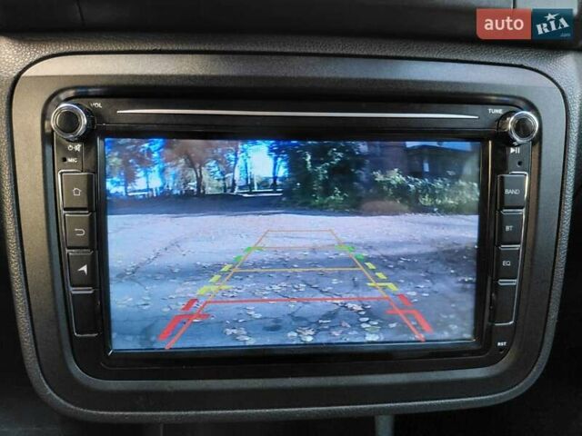 Черный Шкода Фабия, объемом двигателя 1.4 л и пробегом 233 тыс. км за 5300 $, фото 36 на Automoto.ua