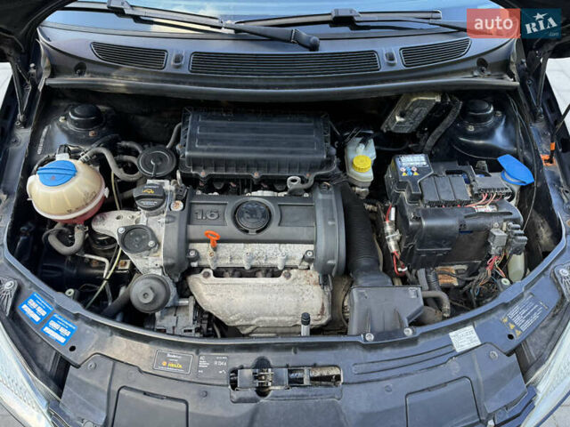 Чорний Шкода Фабія, об'ємом двигуна 1.6 л та пробігом 219 тис. км за 6500 $, фото 40 на Automoto.ua