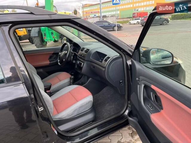 Черный Шкода Фабия, объемом двигателя 1.4 л и пробегом 280 тыс. км за 5100 $, фото 8 на Automoto.ua