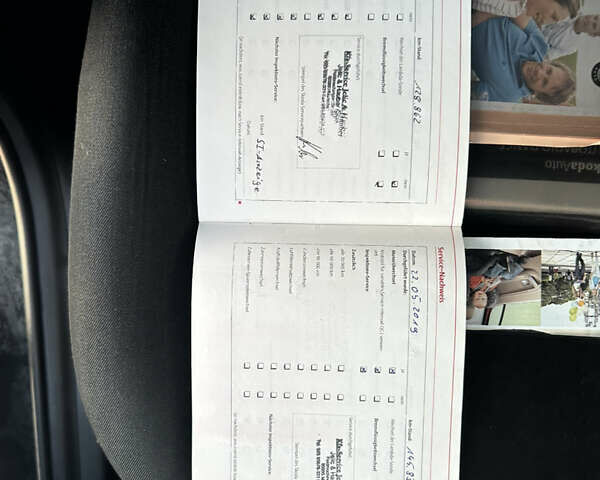 Черный Шкода Фабия, объемом двигателя 1.39 л и пробегом 222 тыс. км за 4750 $, фото 34 на Automoto.ua