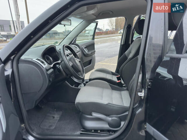 Черный Шкода Фабия, объемом двигателя 1.6 л и пробегом 183 тыс. км за 7499 $, фото 37 на Automoto.ua