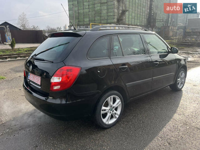 Черный Шкода Фабия, объемом двигателя 1.6 л и пробегом 169 тыс. км за 6350 $, фото 5 на Automoto.ua