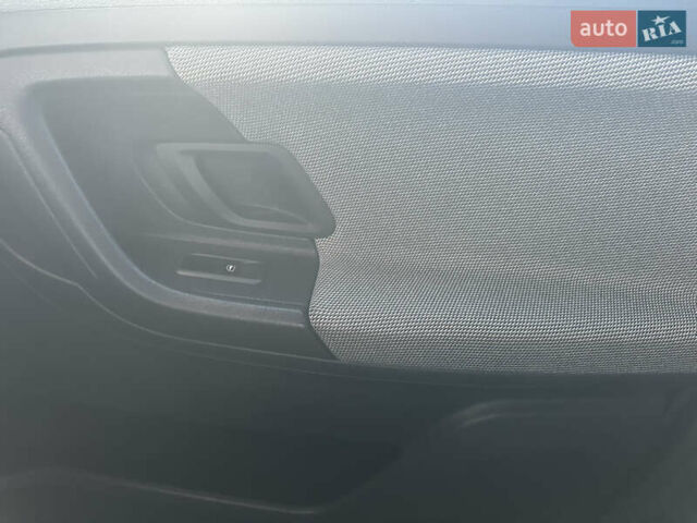 Черный Шкода Фабия, объемом двигателя 1.39 л и пробегом 222 тыс. км за 4750 $, фото 15 на Automoto.ua