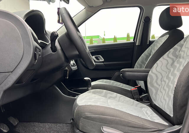 Чорний Шкода Фабія, об'ємом двигуна 1.4 л та пробігом 195 тис. км за 5850 $, фото 37 на Automoto.ua