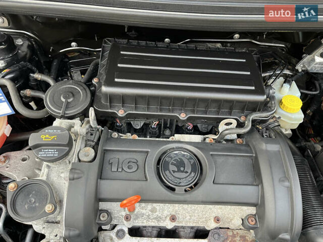 Шкода Фабия 2008 в Калуше на Automoto.ua Черный Шкода Фабия, объемом двигателя 1.6 л и пробегом 203 тыс. км за 5850 $, фото 79 на Automoto.ua