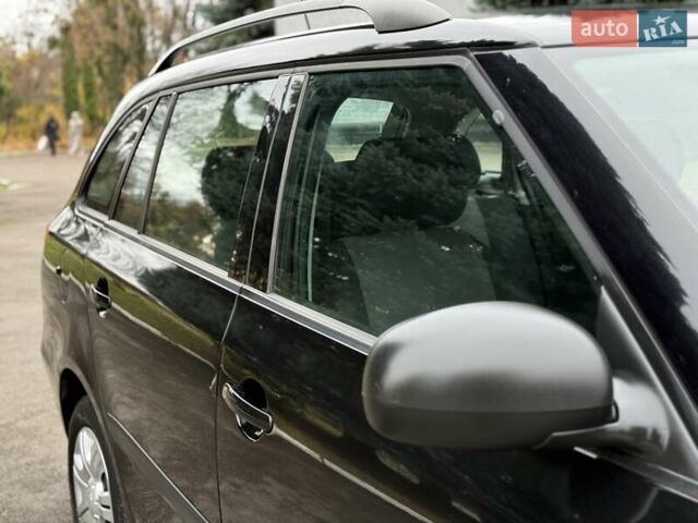 Черный Шкода Фабия, объемом двигателя 1.2 л и пробегом 225 тыс. км за 3250 $, фото 15 на Automoto.ua