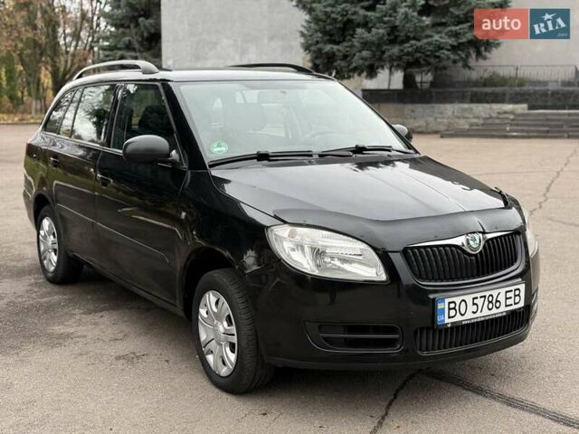 Черный Шкода Фабия, объемом двигателя 1.2 л и пробегом 225 тыс. км за 3250 $, фото 11 на Automoto.ua