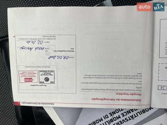 Черный Шкода Фабия, объемом двигателя 1.6 л и пробегом 169 тыс. км за 6350 $, фото 27 на Automoto.ua