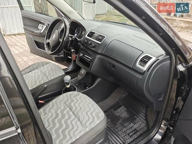 Черный Шкода Фабия, объемом двигателя 1.39 л и пробегом 242 тыс. км за 4850 $, фото 18 на Automoto.ua