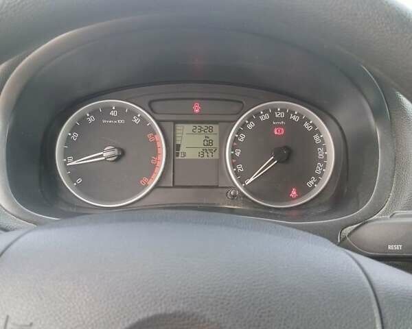 Чорний Шкода Фабія, об'ємом двигуна 0 л та пробігом 222 тис. км за 5150 $, фото 5 на Automoto.ua