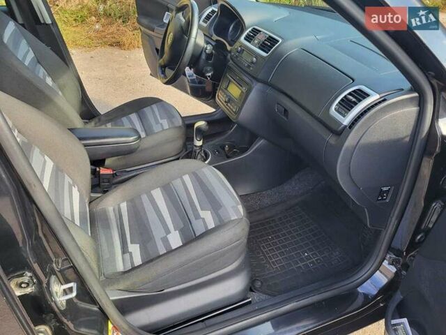 Чорний Шкода Фабія, об'ємом двигуна 1.39 л та пробігом 260 тис. км за 5000 $, фото 18 на Automoto.ua