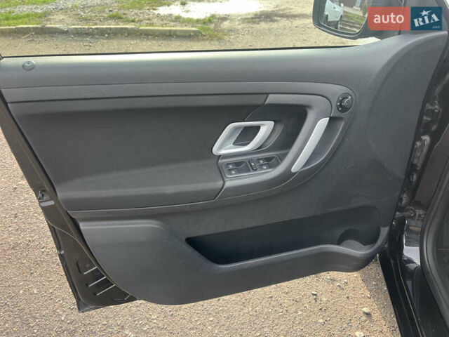 Черный Шкода Фабия, объемом двигателя 1.6 л и пробегом 169 тыс. км за 6350 $, фото 37 на Automoto.ua