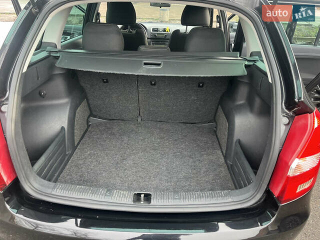 Черный Шкода Фабия, объемом двигателя 1.6 л и пробегом 169 тыс. км за 6350 $, фото 62 на Automoto.ua