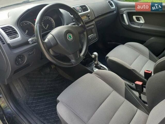 Черный Шкода Фабия, объемом двигателя 1.6 л и пробегом 210 тыс. км за 6500 $, фото 18 на Automoto.ua