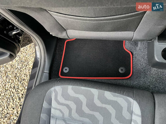 Шкода Фабия 2008 в Калуше на Automoto.ua Черный Шкода Фабия, объемом двигателя 1.6 л и пробегом 203 тыс. км за 5850 $, фото 63 на Automoto.ua