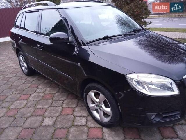 Чорний Шкода Фабія, об'ємом двигуна 1.39 л та пробігом 220 тис. км за 5300 $, фото 6 на Automoto.ua