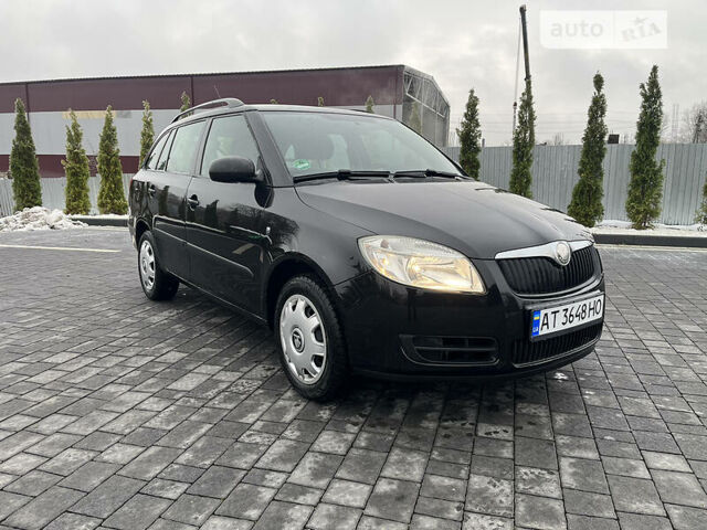 Чорний Шкода Фабія, об'ємом двигуна 1.4 л та пробігом 212 тис. км за 4699 $, фото 5 на Automoto.ua