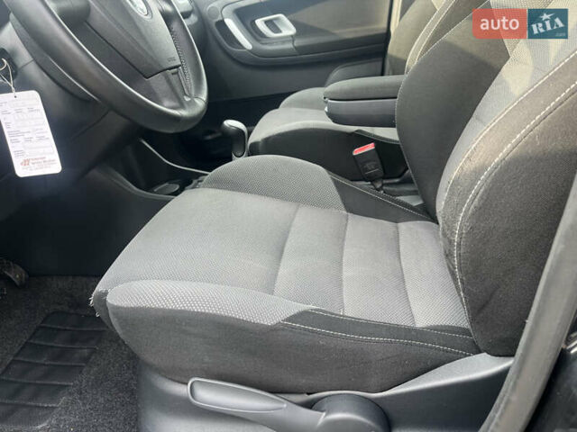 Черный Шкода Фабия, объемом двигателя 1.6 л и пробегом 169 тыс. км за 6350 $, фото 40 на Automoto.ua