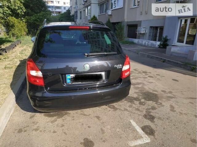 Черный Шкода Фабия, объемом двигателя 1.6 л и пробегом 171 тыс. км за 6900 $, фото 4 на Automoto.ua