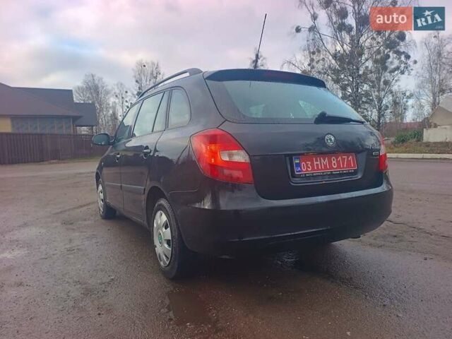 Чорний Шкода Фабія, об'ємом двигуна 1.4 л та пробігом 225 тис. км за 5600 $, фото 7 на Automoto.ua