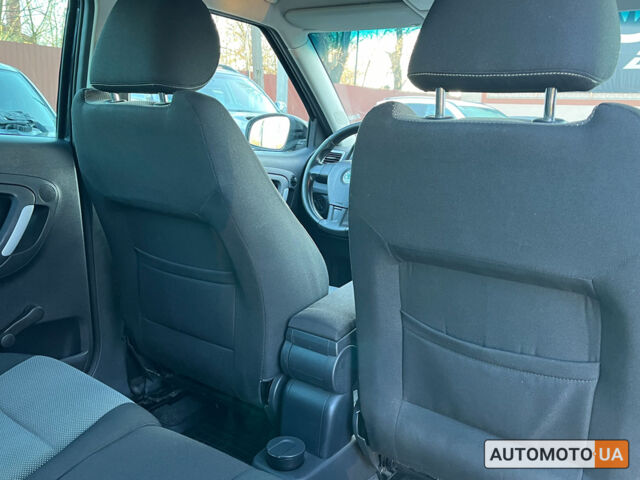 Черный Шкода Фабия, объемом двигателя 1.4 л и пробегом 190 тыс. км за 5400 $, фото 15 на Automoto.ua
