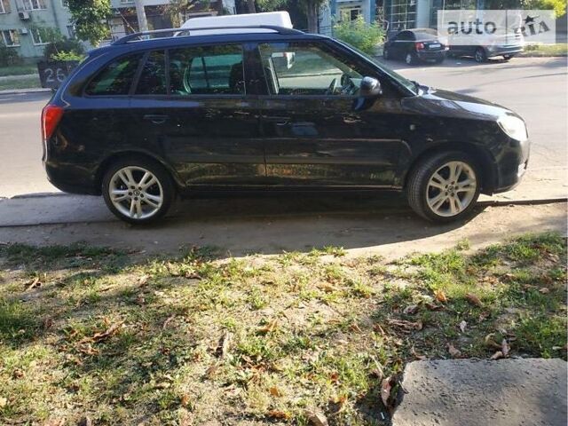 Черный Шкода Фабия, объемом двигателя 1.6 л и пробегом 171 тыс. км за 6900 $, фото 3 на Automoto.ua